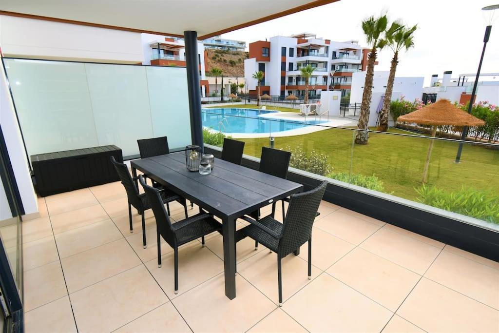 Апартаменти Casa Kerr - Luxury Apt - Sleeps 9 - Los Boliches Малага Екстер'єр фото
