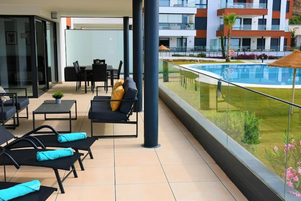 Апартаменти Casa Kerr - Luxury Apt - Sleeps 9 - Los Boliches Малага Екстер'єр фото